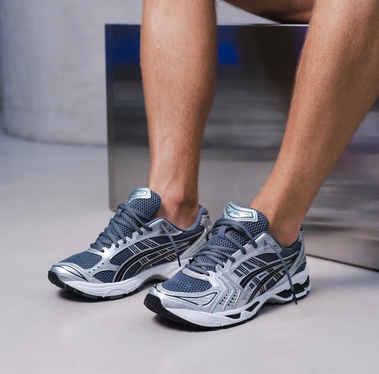 ASICS GEL-Kayano 14 - Charcoal Grey Silver Black