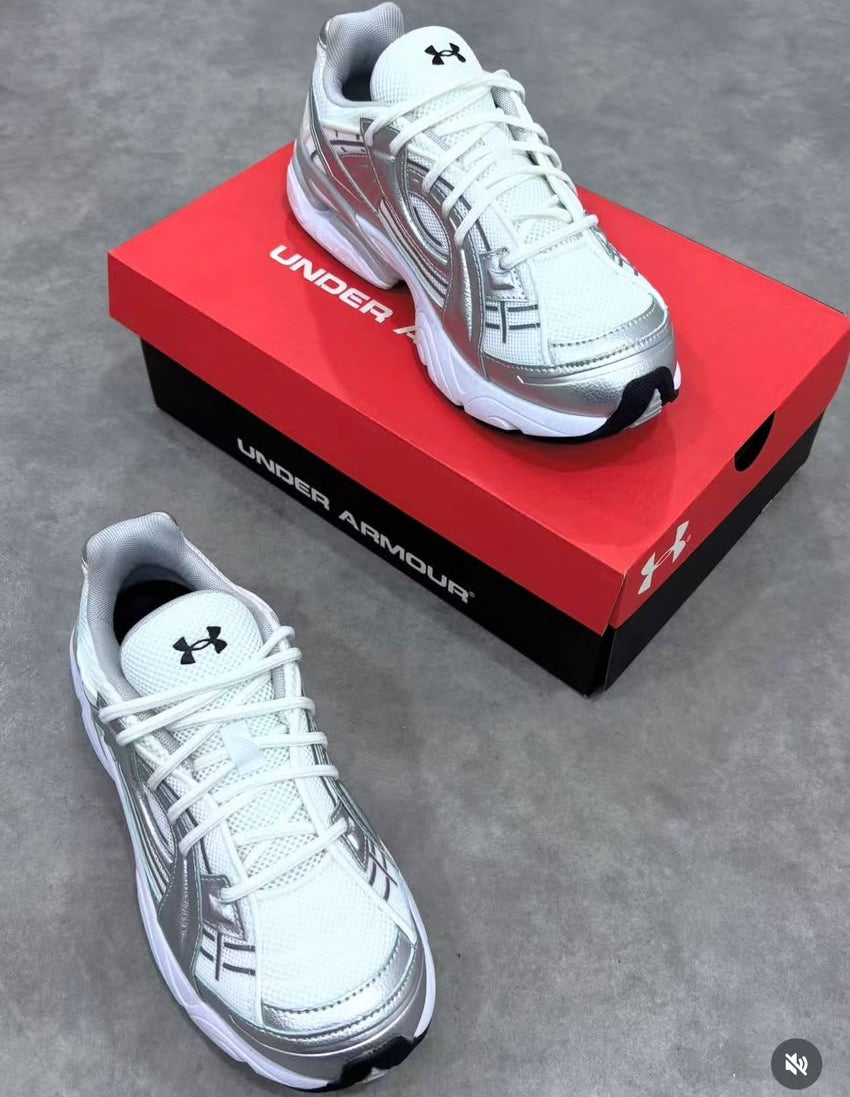 Under Armour SOLA