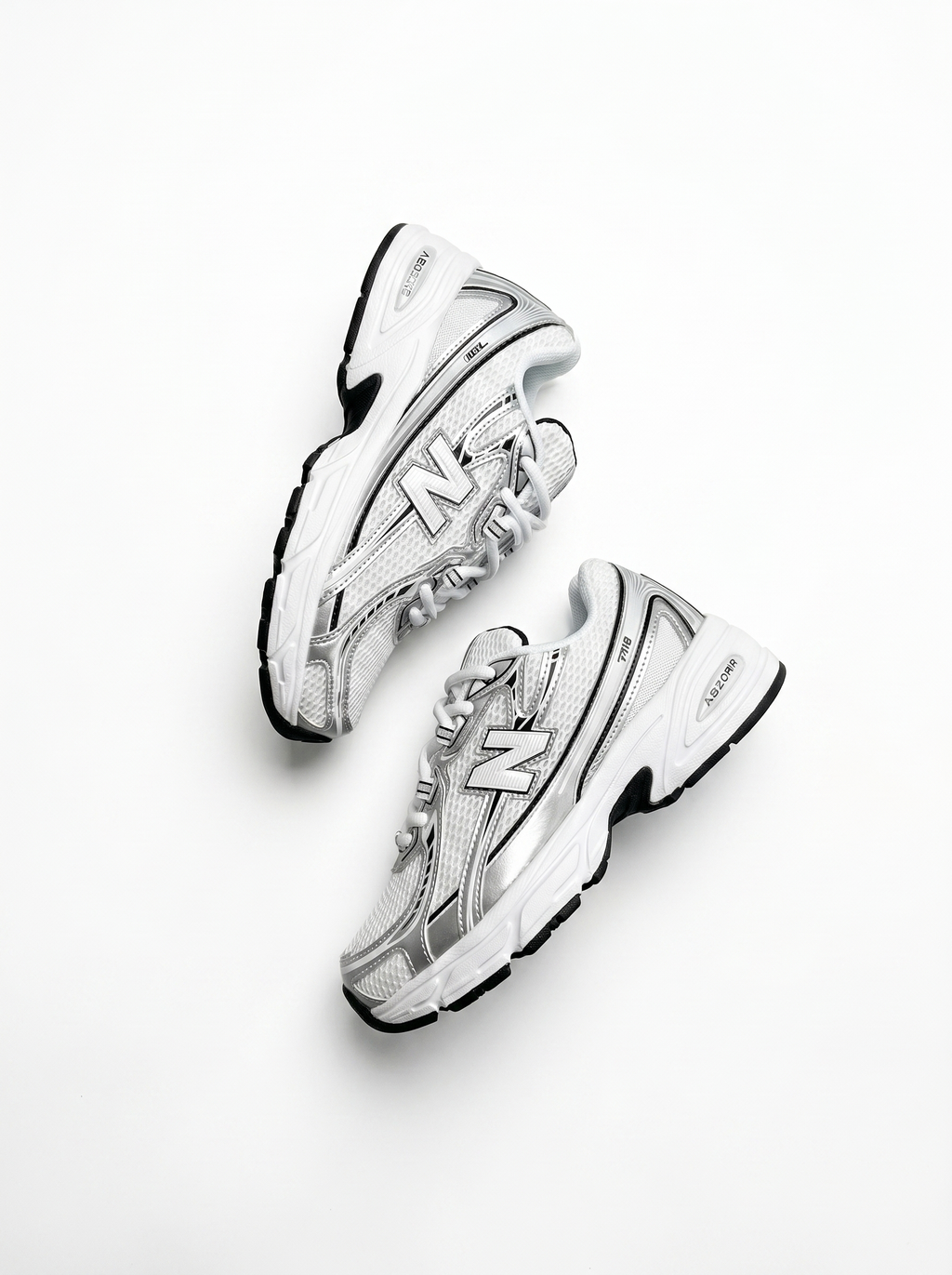 New Balance 740 - White Silver Grey