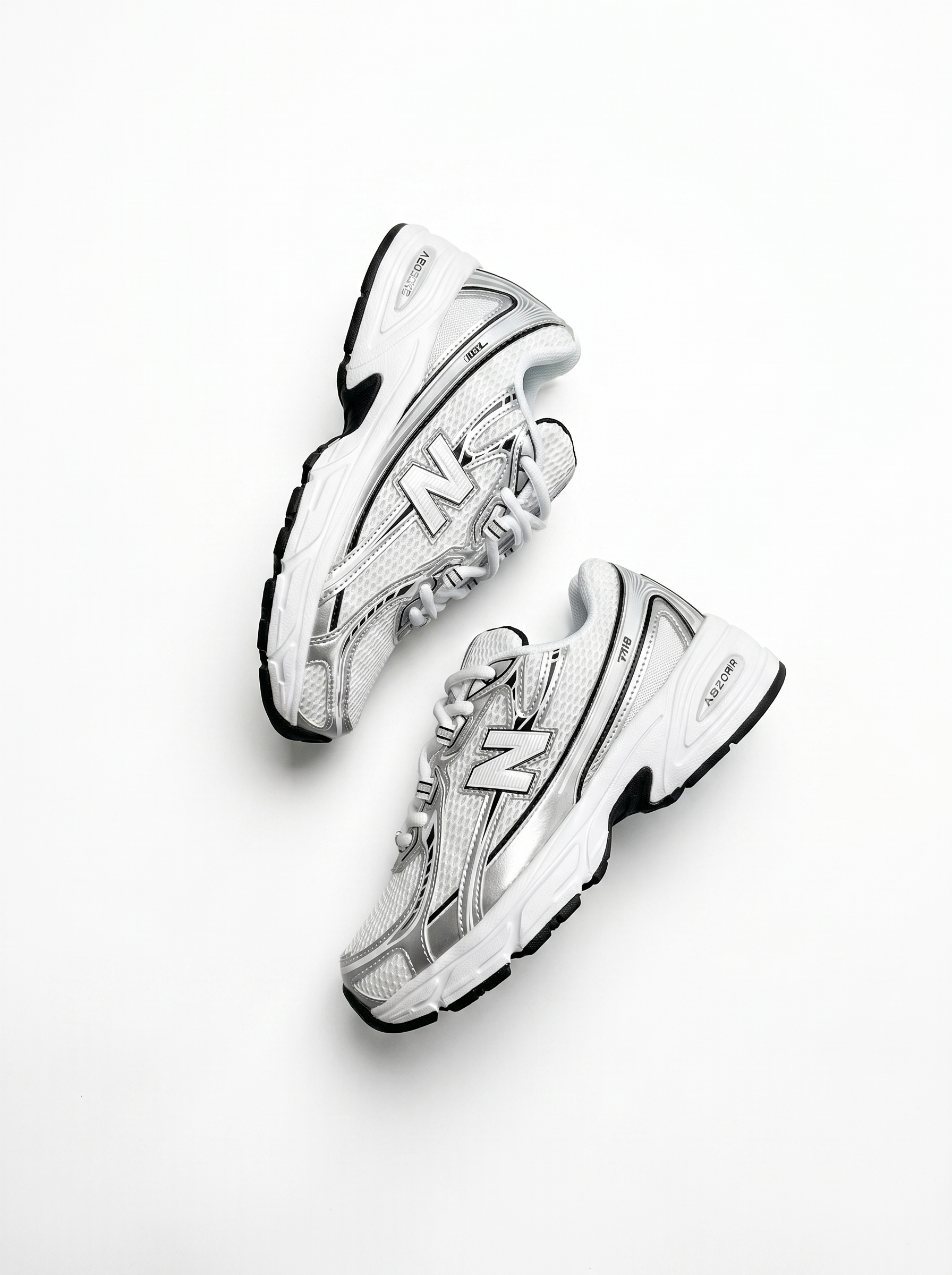 New Balance 740 - White Silver Grey