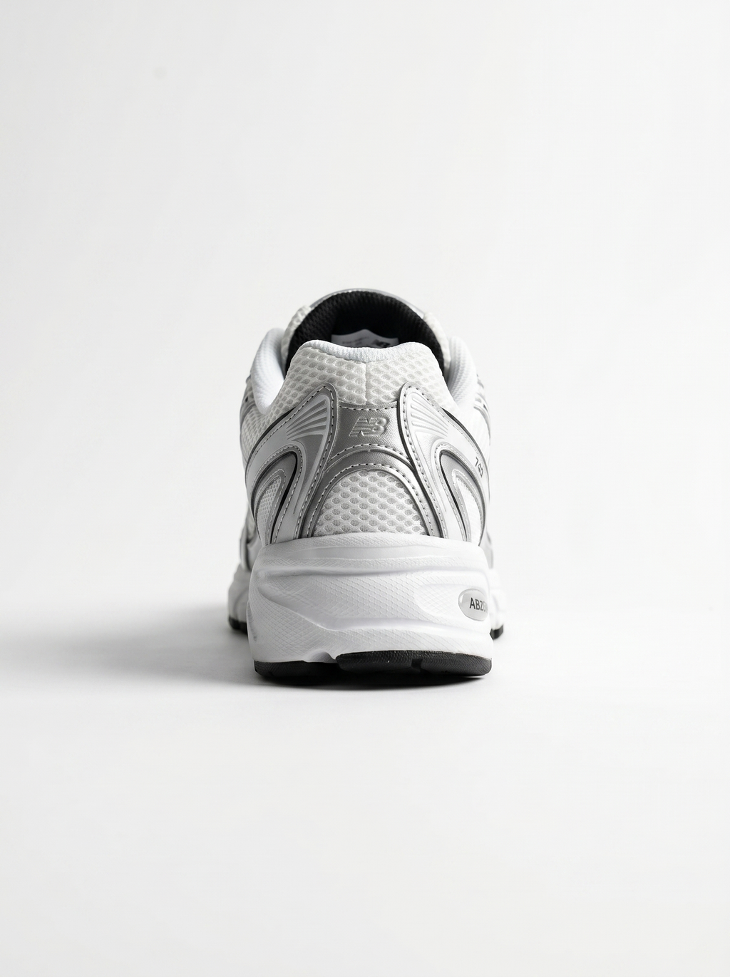 New Balance 740 - White Silver Grey